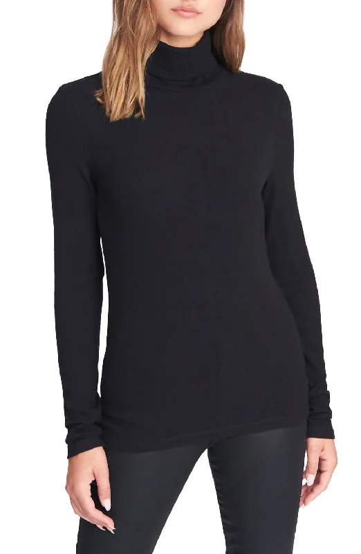 Essentials Turtleneck Shirt In Black