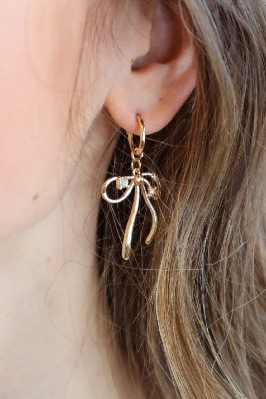 Exquisite Embroidery Bow Diamond Earrings