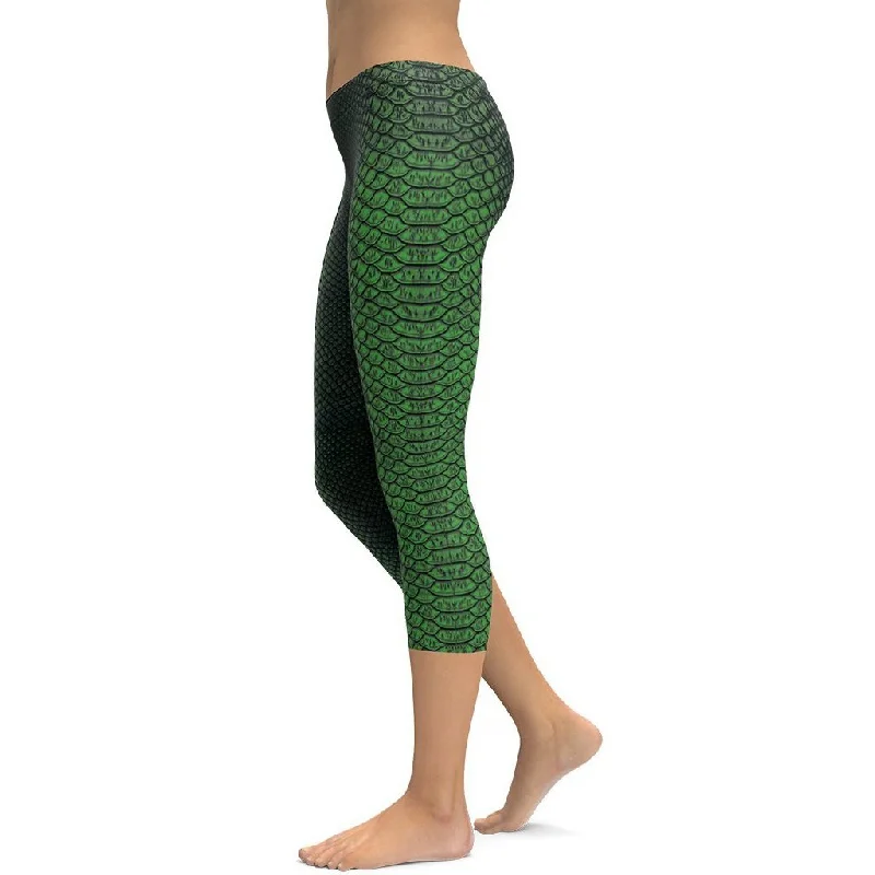 Green Crocodile Pattern Capris